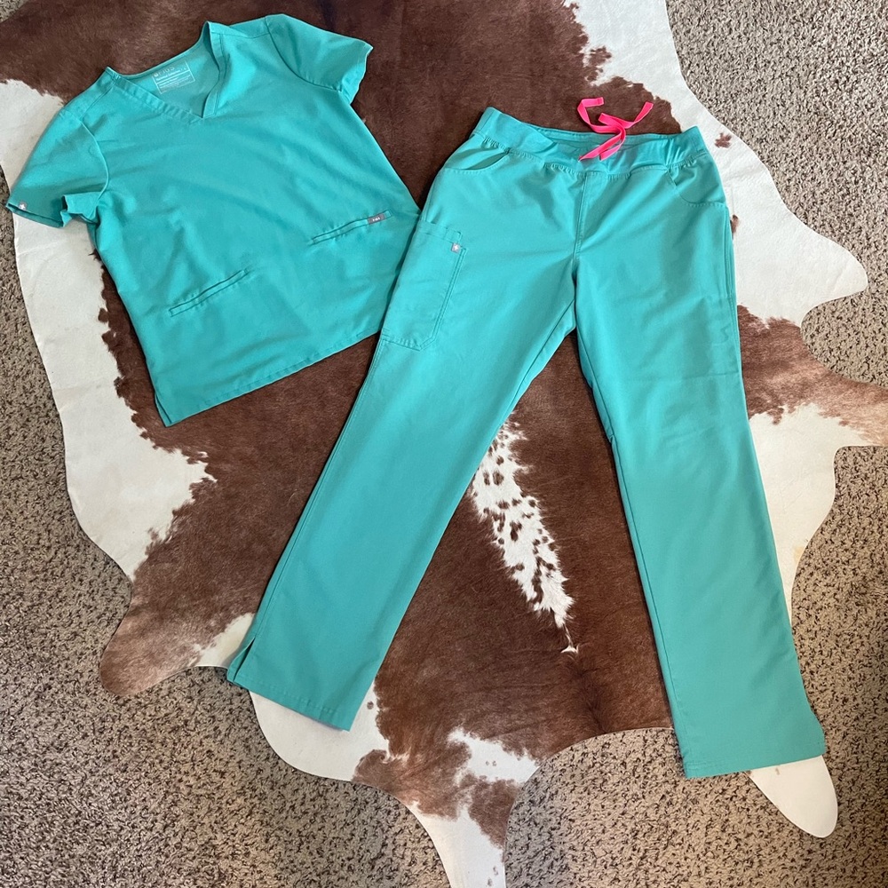 Women's Surgical green Scrub Set